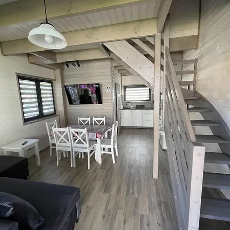 Comfortable Homes Near The Beach, Sauna Holiday home