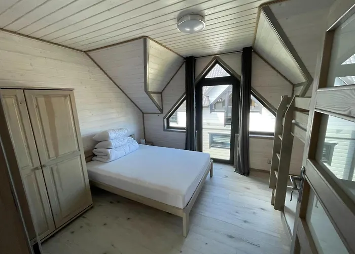 Comfortable Homes Close To The * Sianozety